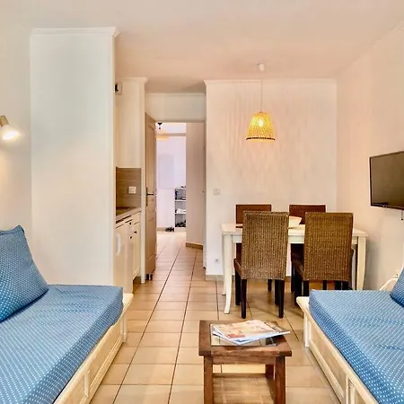 Les Restanques Glycines 2066 グリモー