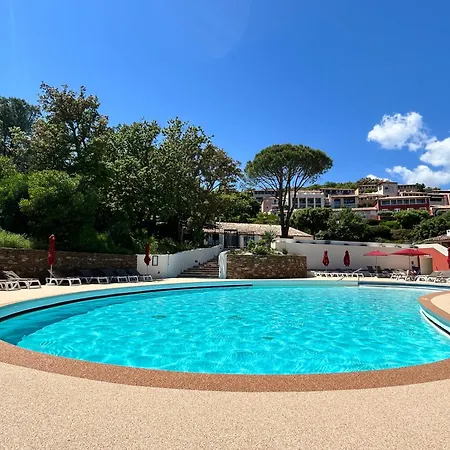 Les Restanques Glycines 2066 Grimaud
