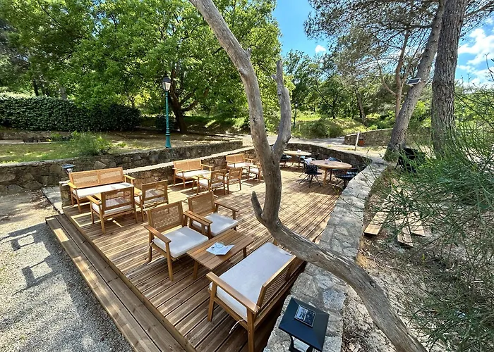 Les Restanques Glycines 2066